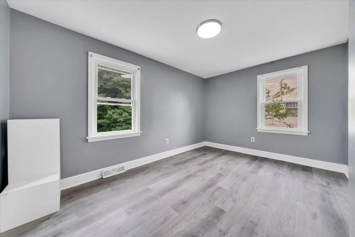 2923 Courtland RD NW - Photo 18