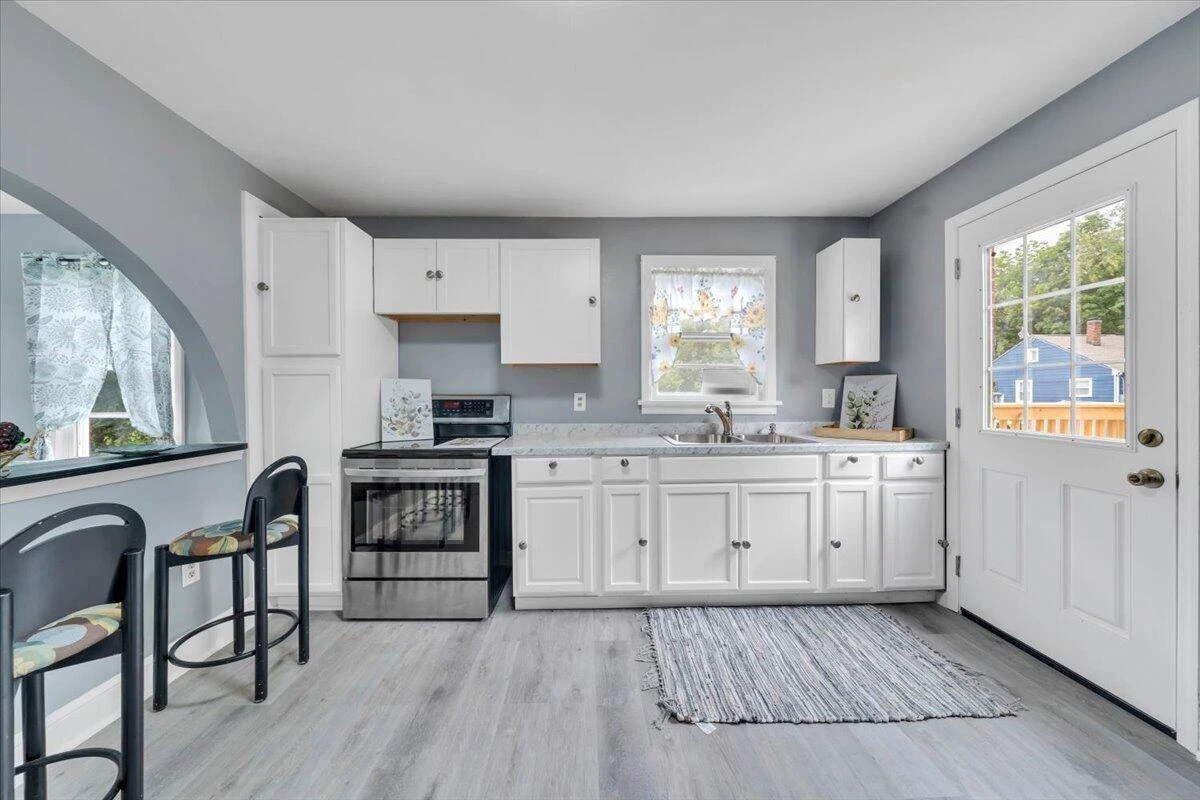 2923 Courtland RD NW - Photo 14