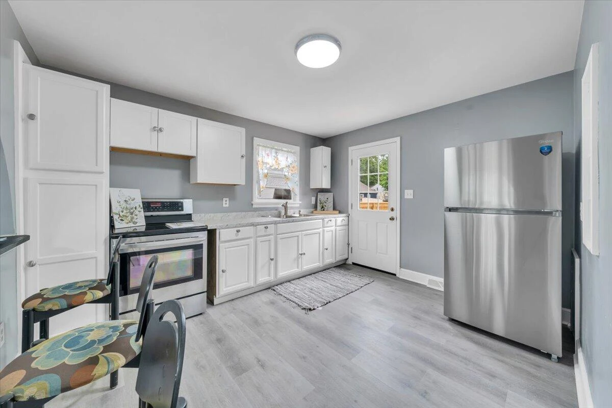 2923 Courtland RD NW - Photo 12