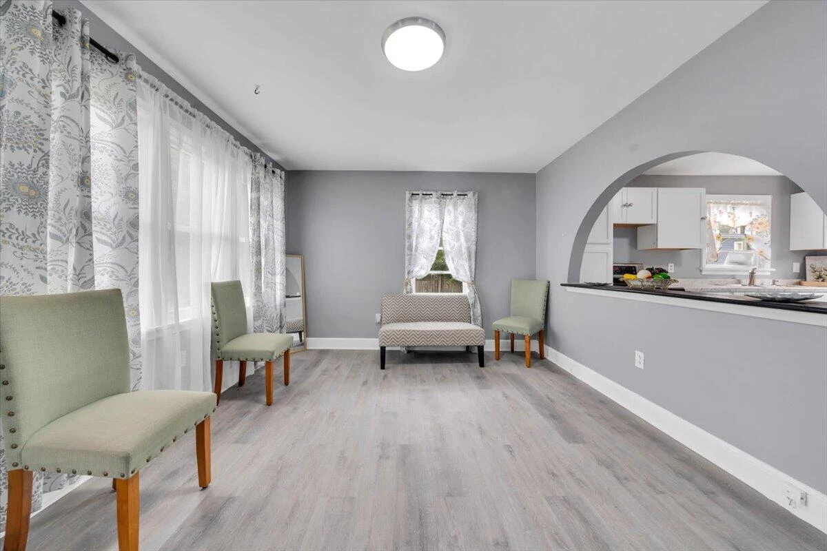 2923 Courtland RD NW - Photo 9