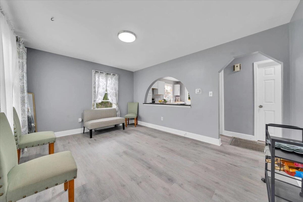 2923 Courtland RD NW - Photo 8