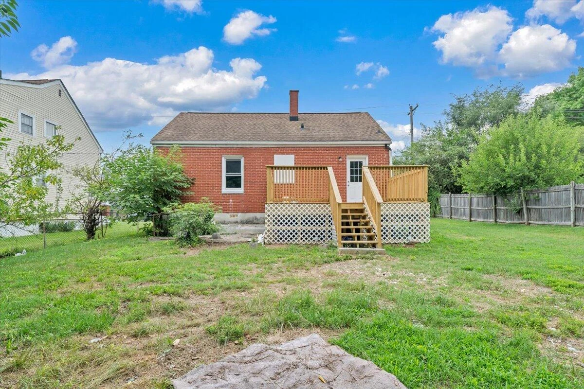 2923 Courtland RD NW - Photo 23