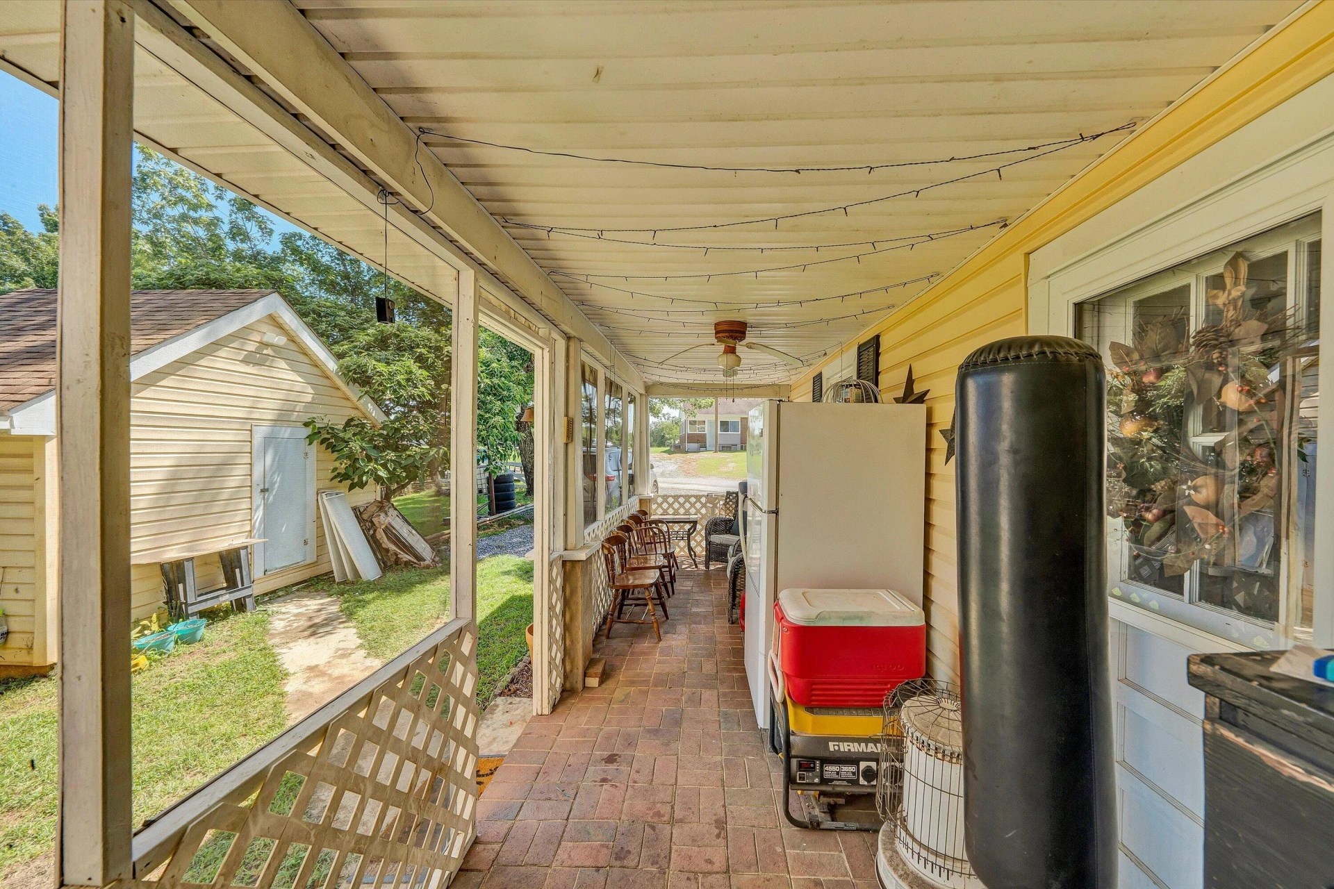 1026 Thaxton Mountain RD - Photo 25