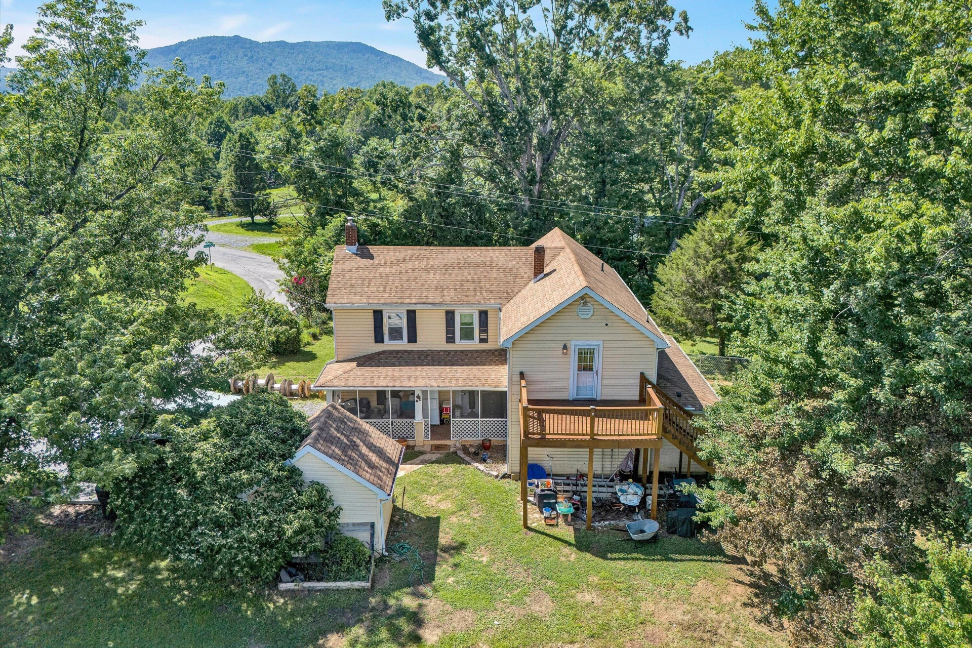 1026 Thaxton Mountain RD - Photo 41