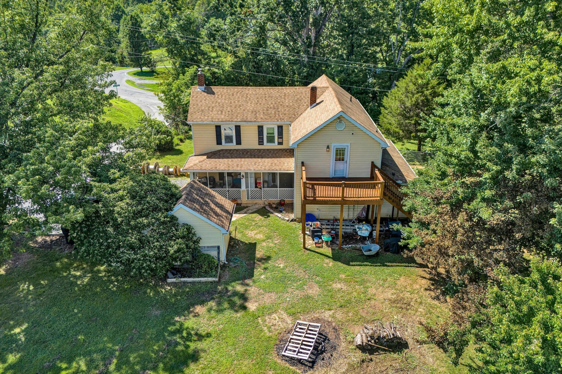 1026 Thaxton Mountain RD - Photo 42