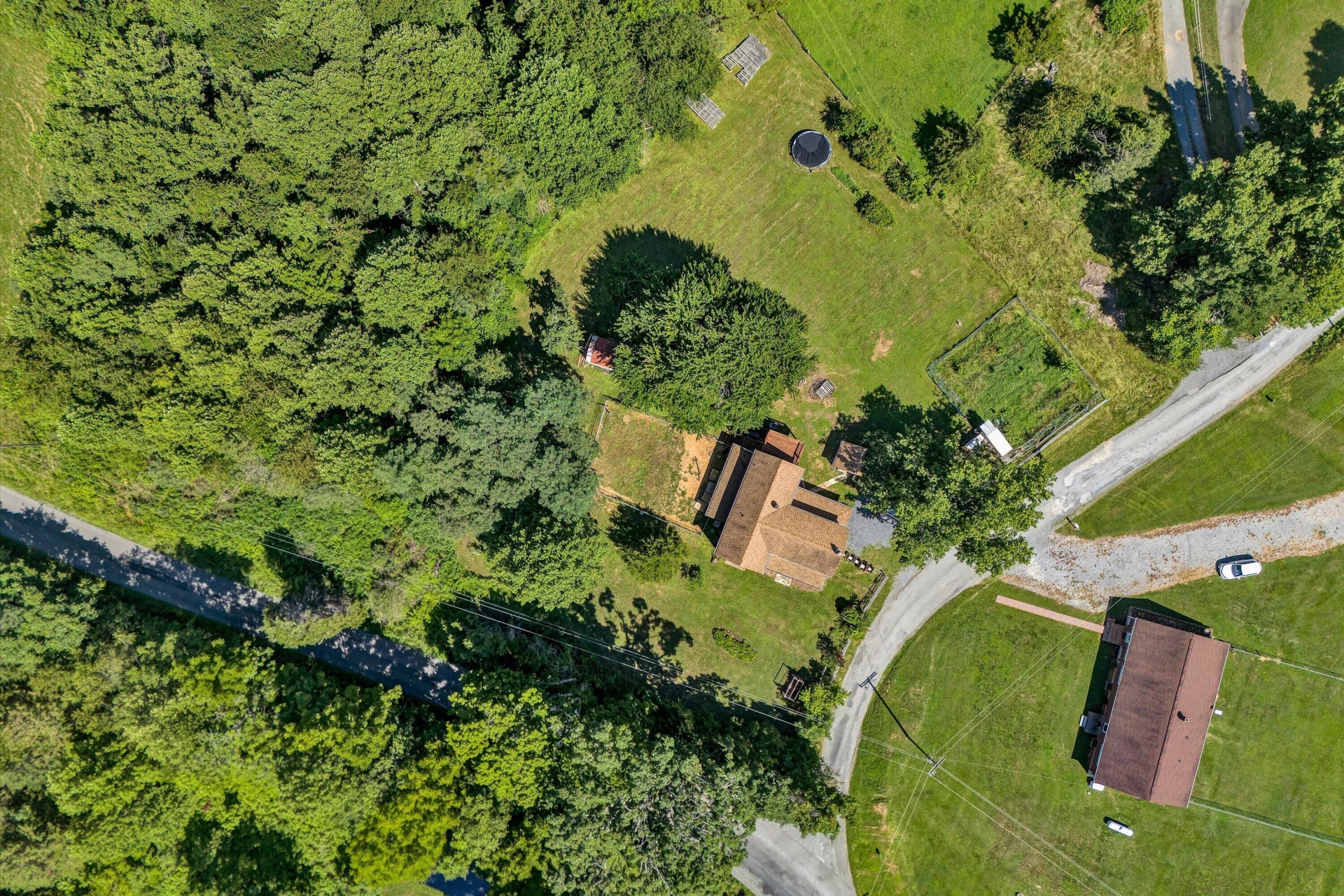 1026 Thaxton Mountain RD - Photo 47
