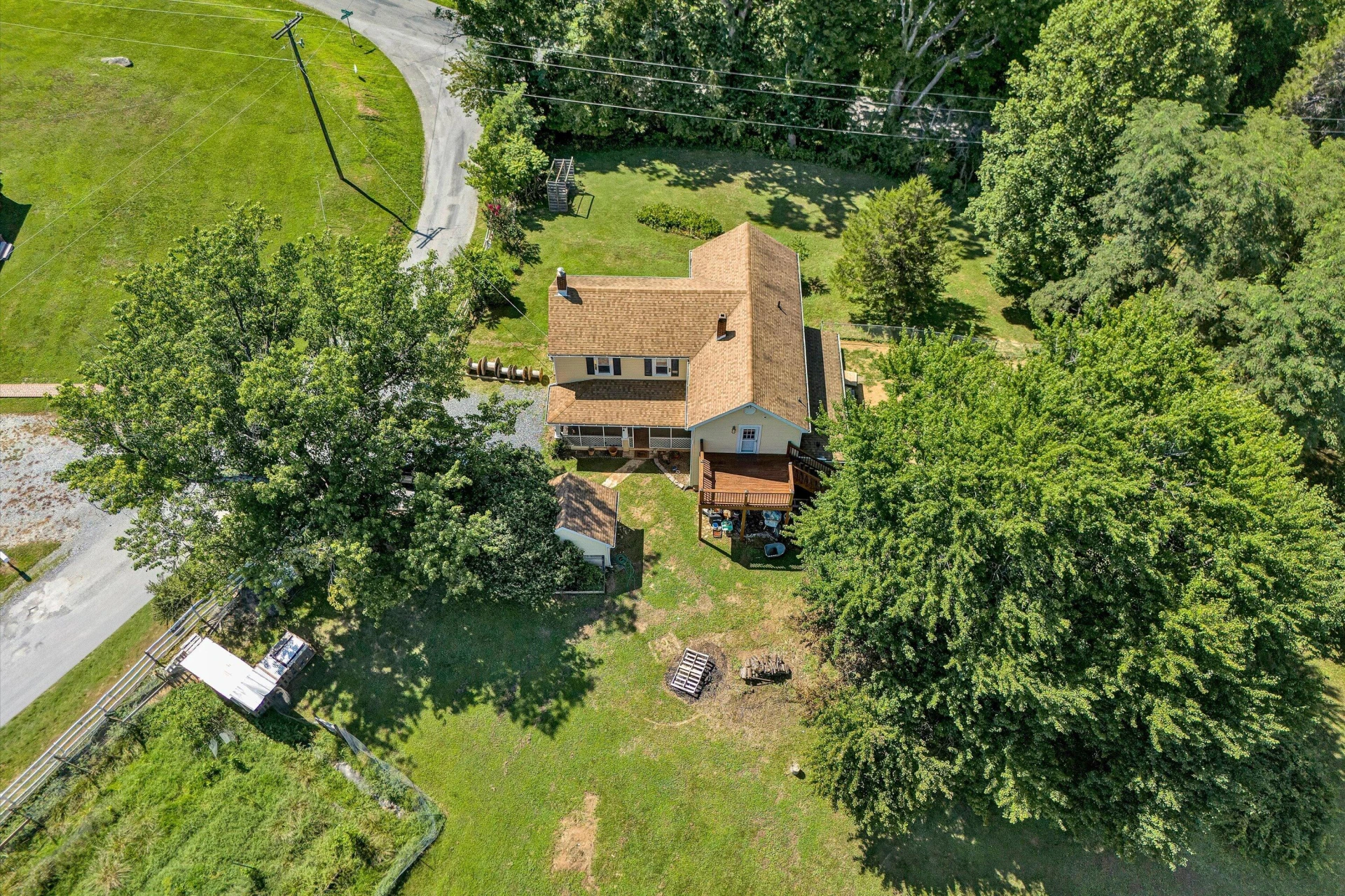 1026 Thaxton Mountain RD - Photo 48