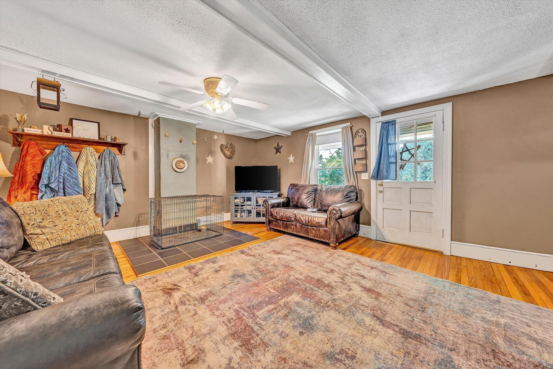 1026 Thaxton Mountain RD - Photo 9