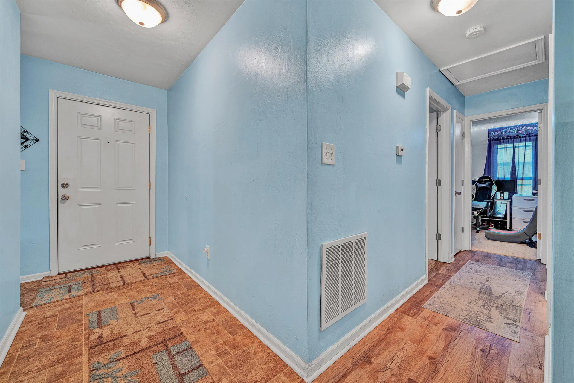 3446 Belle AVE NE - Photo 5