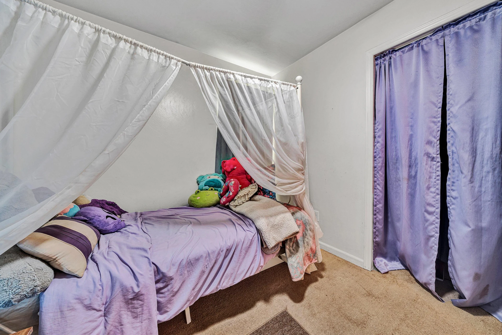 3446 Belle AVE NE - Photo 16