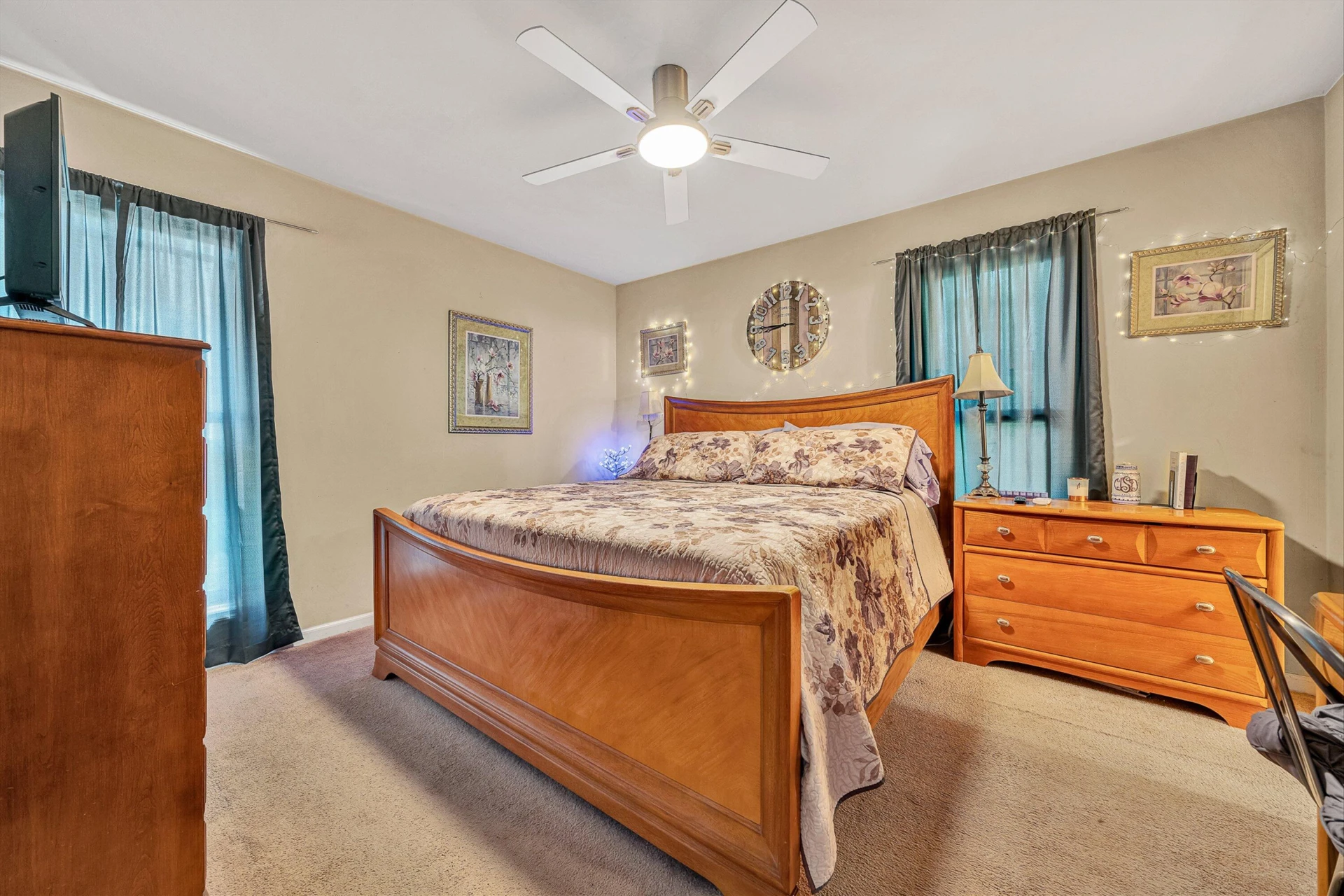 3446 Belle AVE NE - Photo 19