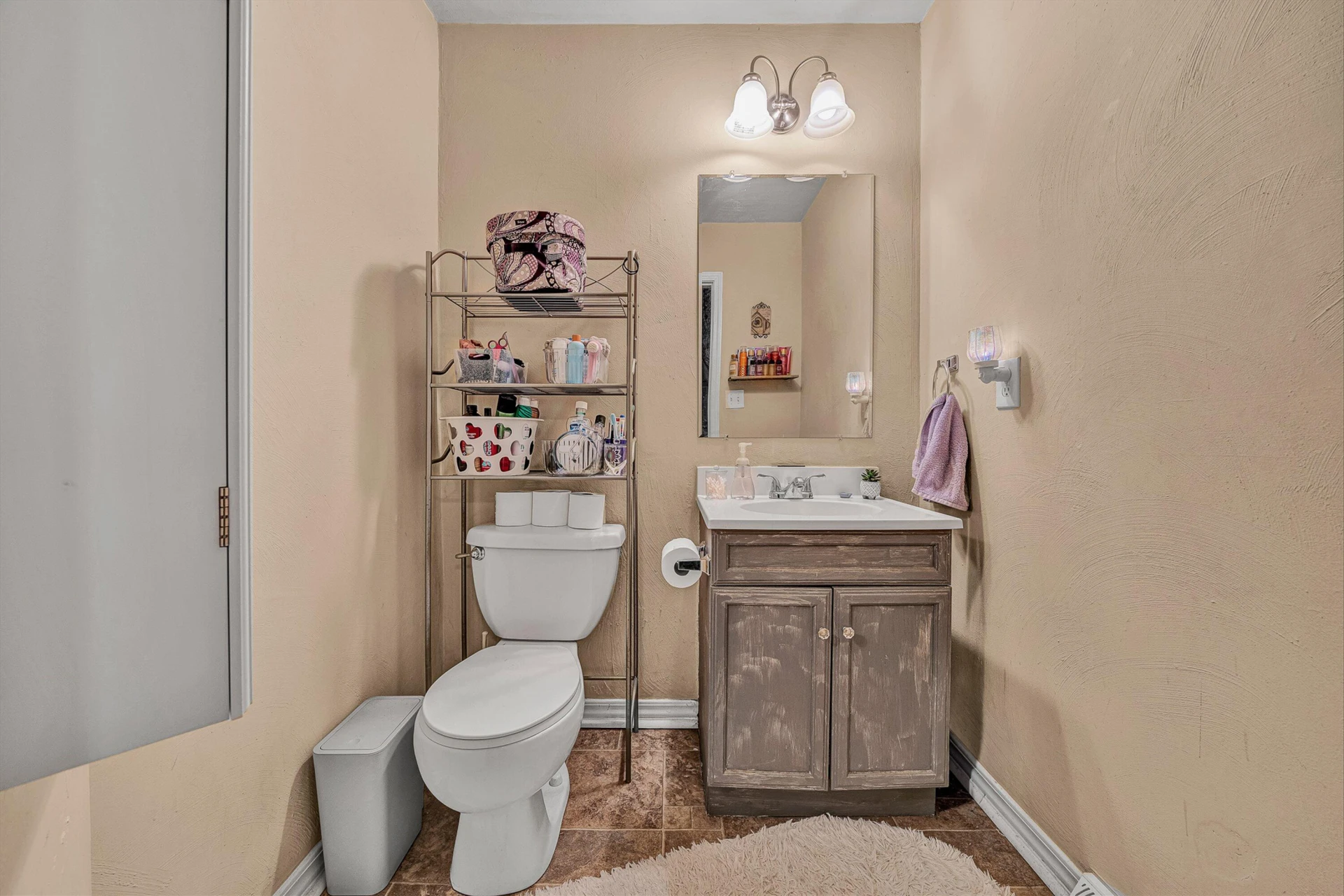 3446 Belle AVE NE - Photo 21
