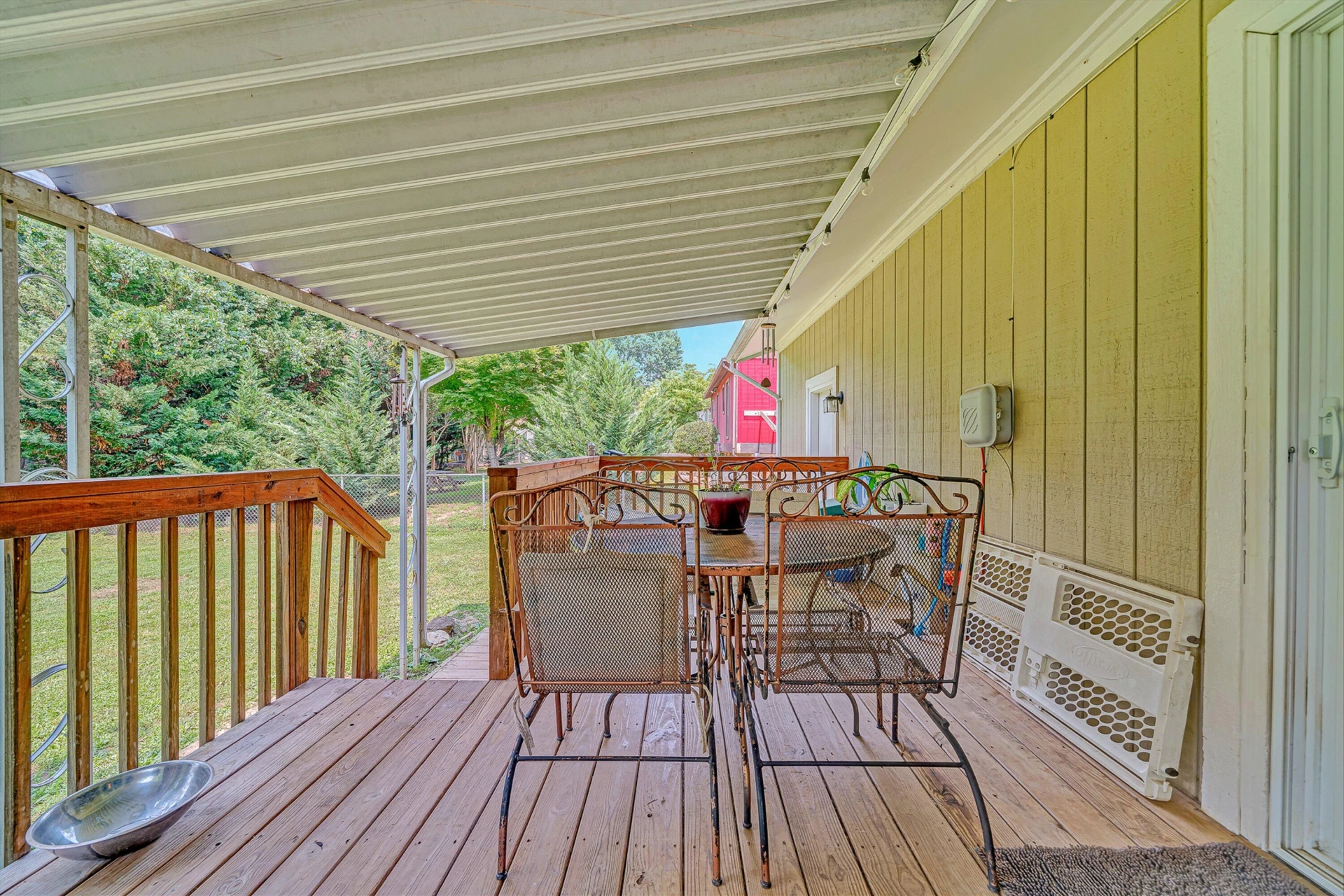 3446 Belle AVE NE - Photo 25