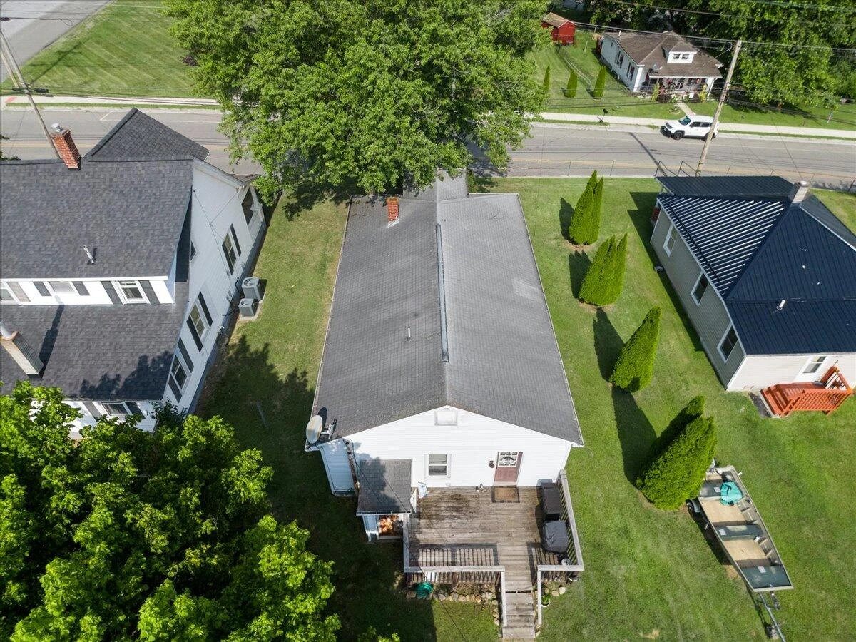 2209 W Main ST - Photo 30