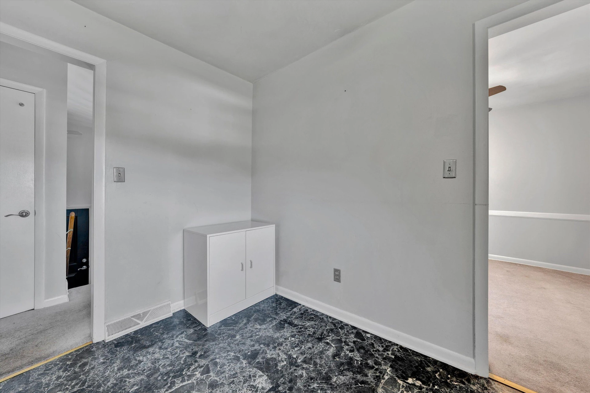 2824 Diplomat DR - Photo 9