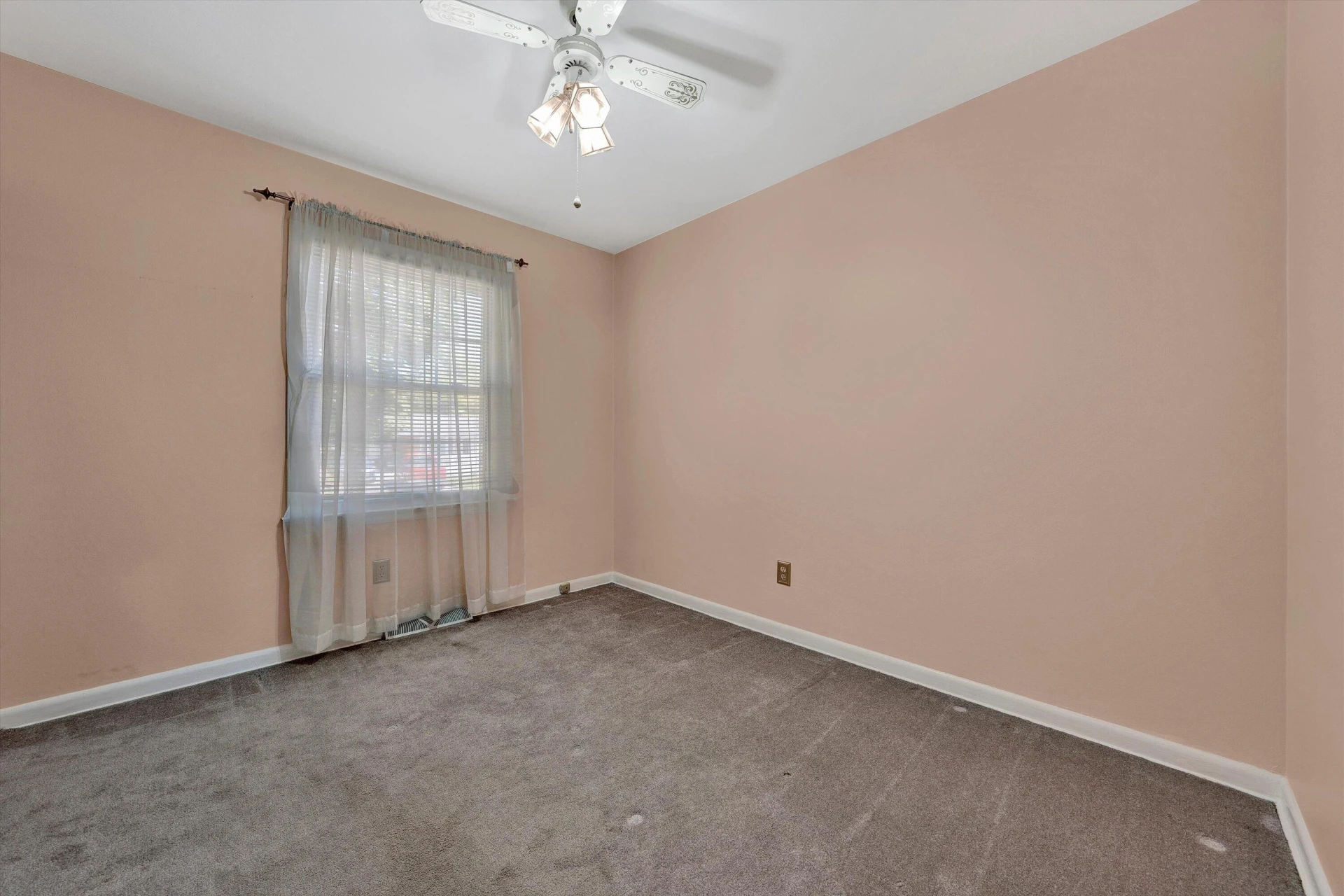 2824 Diplomat DR - Photo 12
