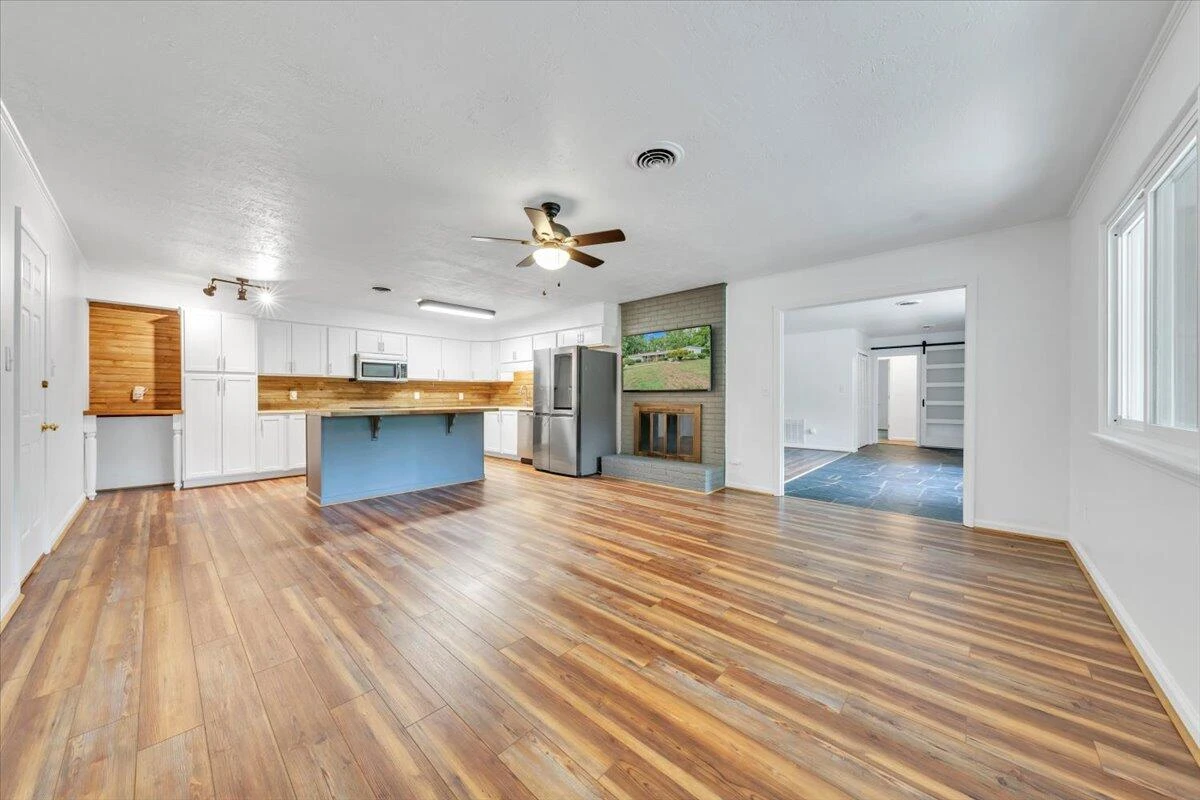 3402 S Park CIR - Photo 13