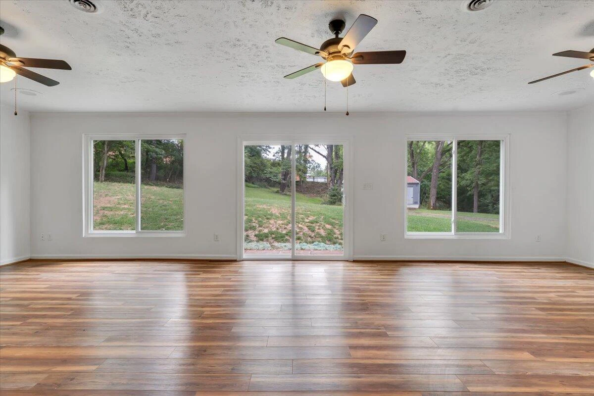 3402 S Park CIR - Photo 35