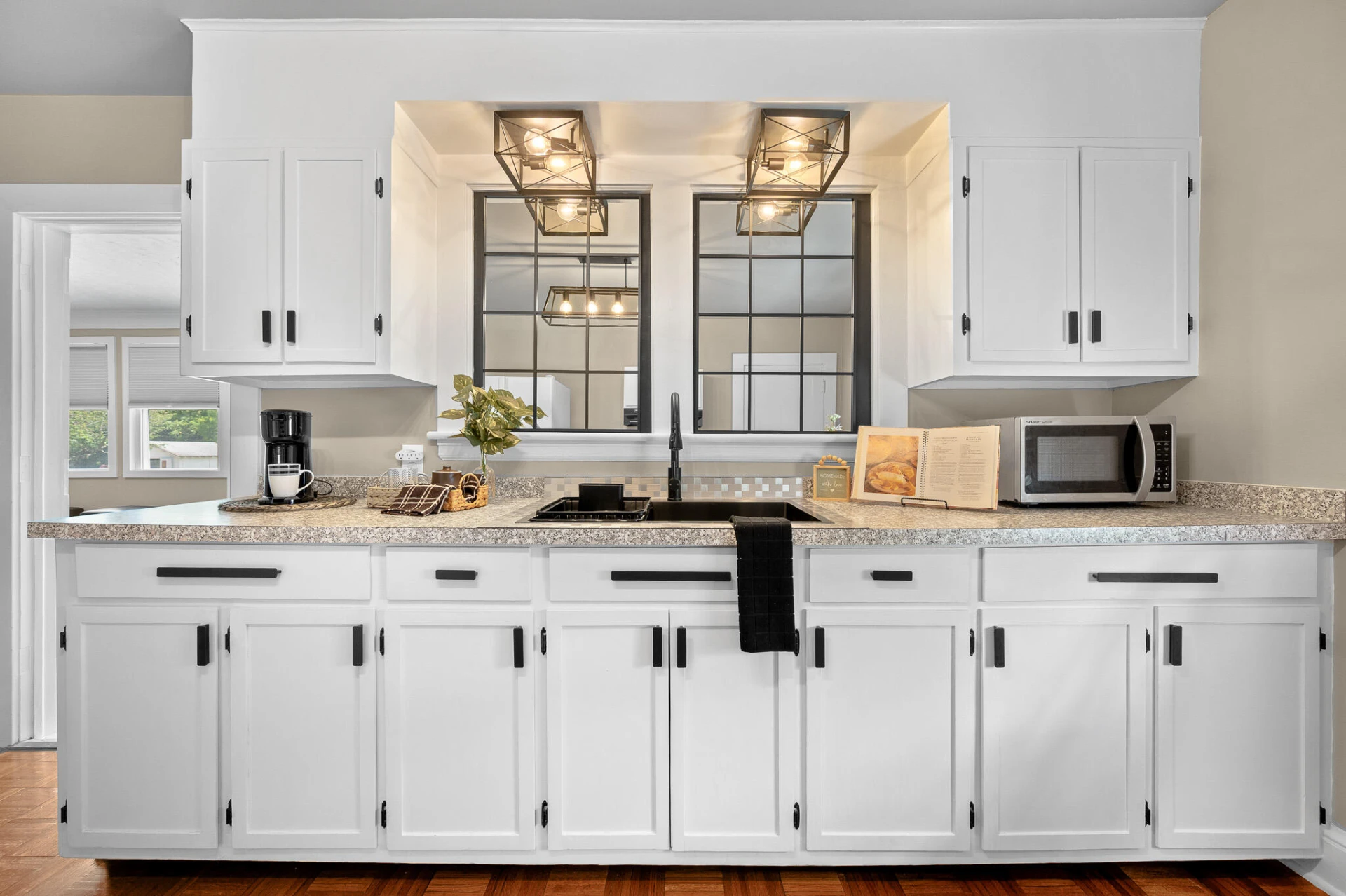 705 Vine ST - Photo 16