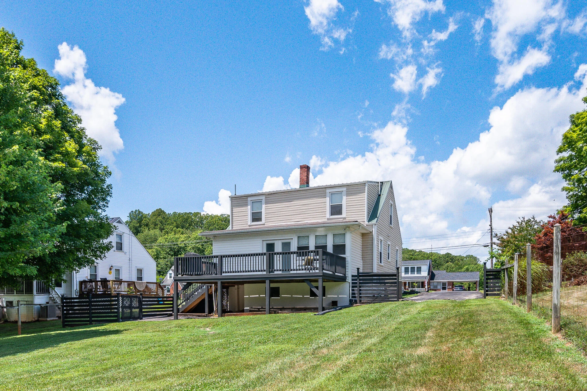 705 Vine ST - Photo 36