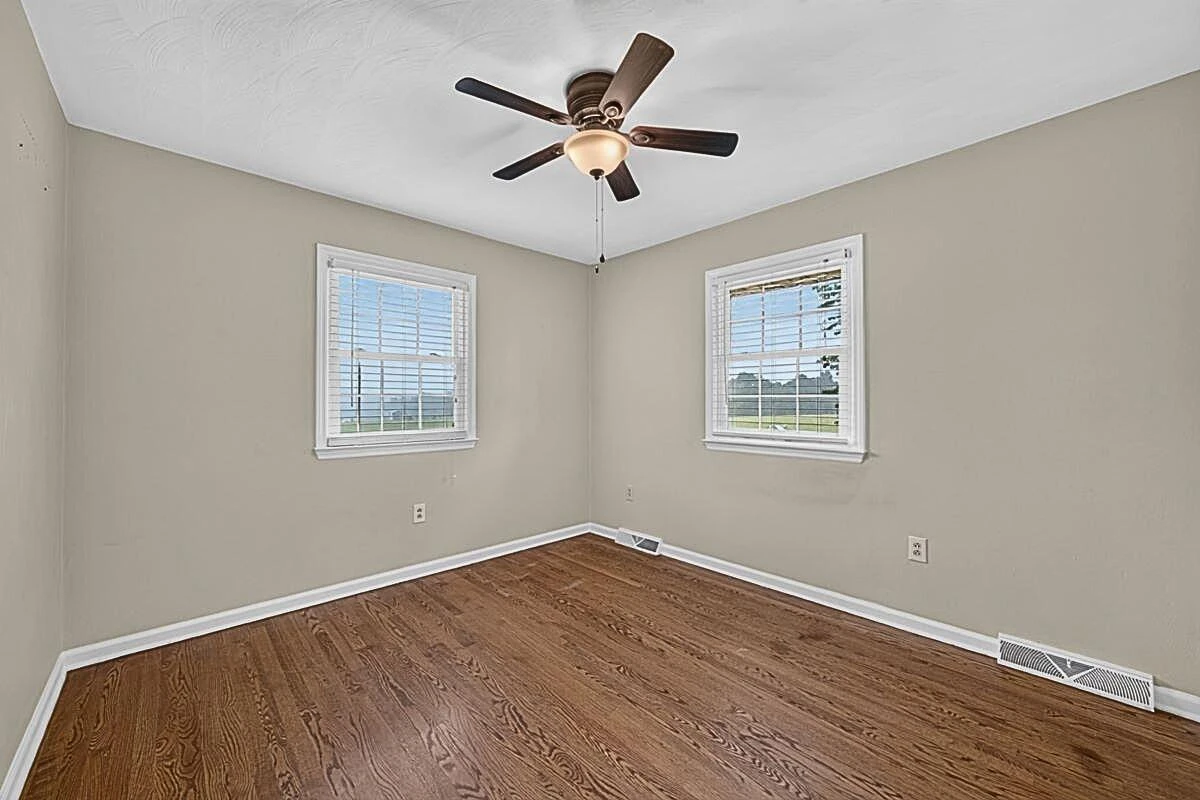 1069 PECKS RD - Photo 12