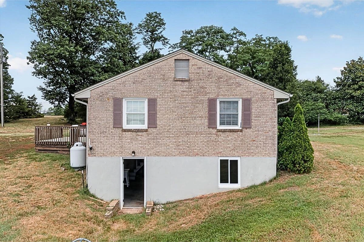 1069 PECKS RD - Photo 40