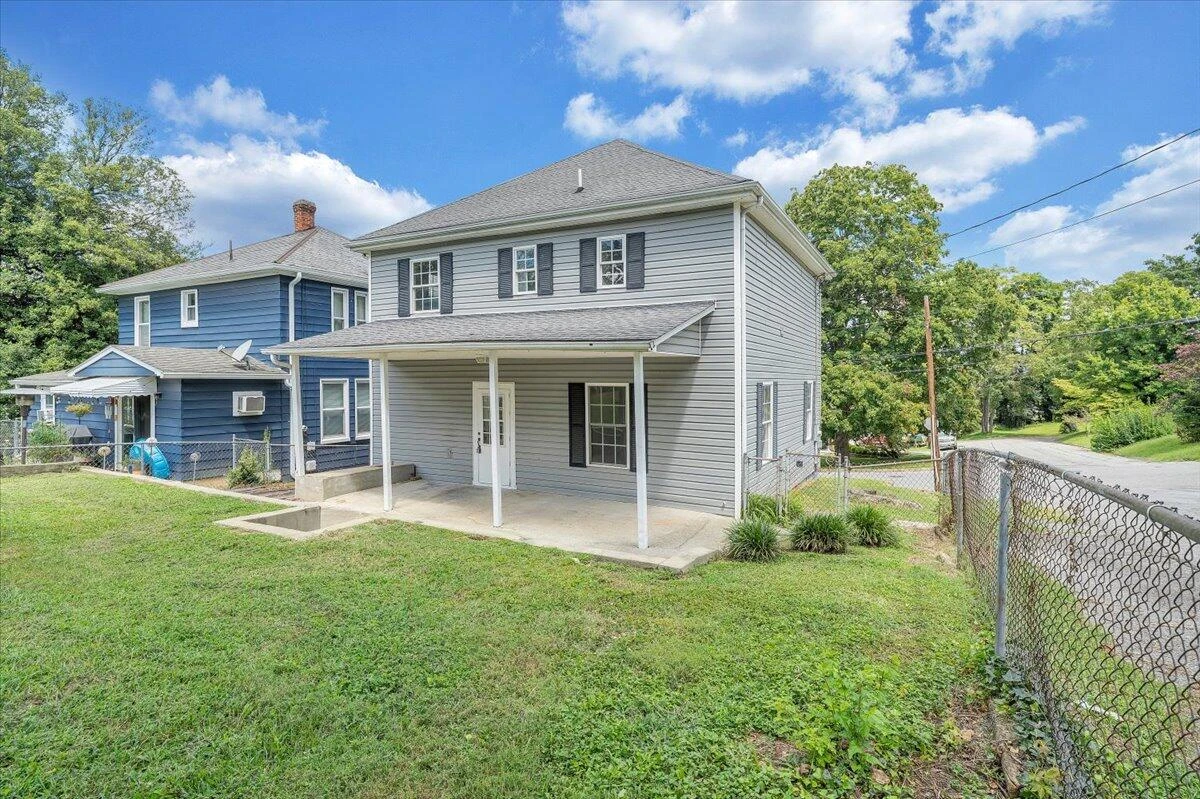 425 Jefferson AVE - Photo 31