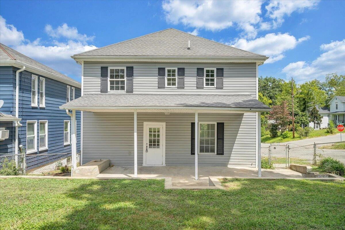 425 Jefferson AVE - Photo 35
