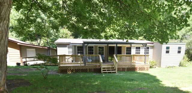 332 Rogers RD