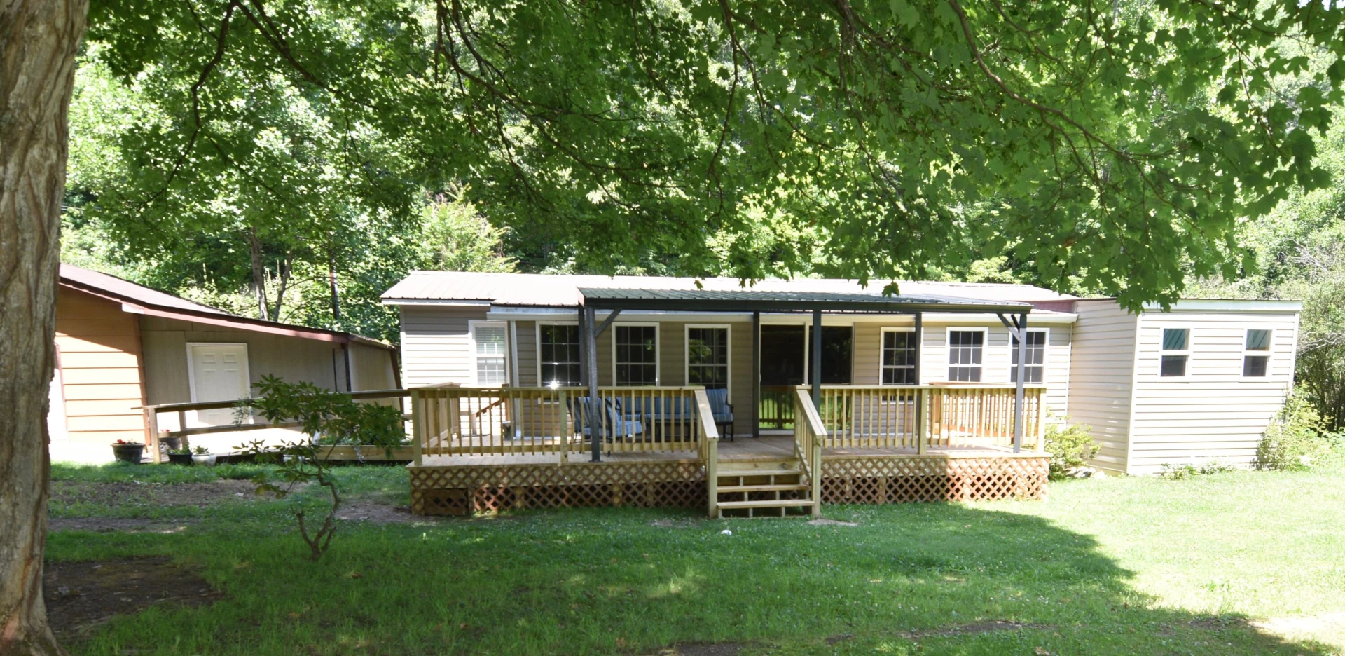 332 Rogers RD