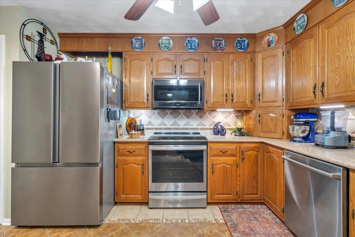 92 Pippin ST - Photo 17
