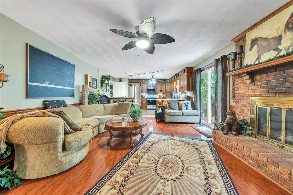 92 Pippin ST - Photo 21