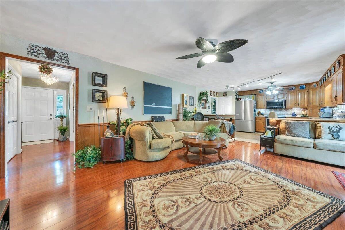 92 Pippin ST - Photo 24