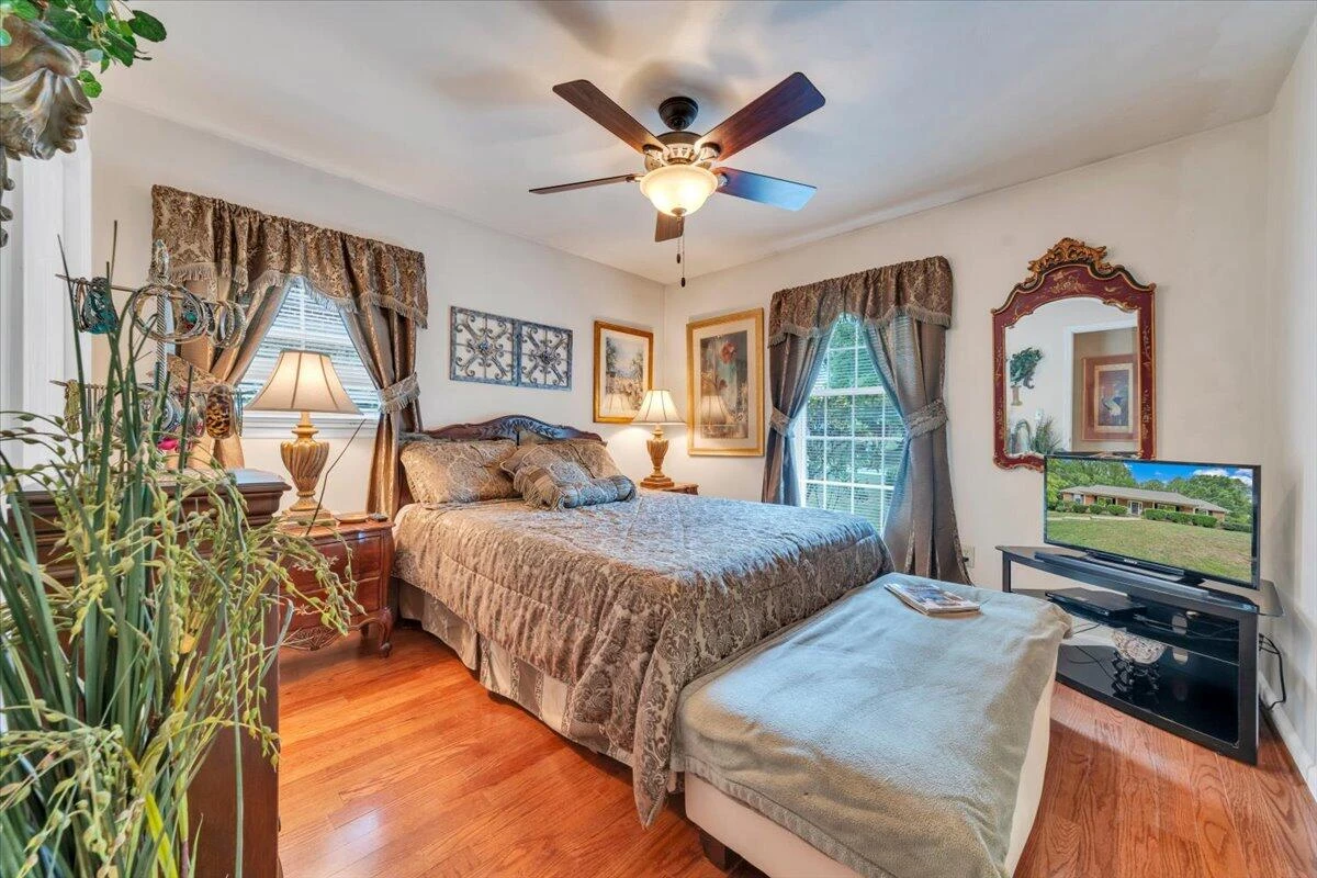 92 Pippin ST - Photo 33