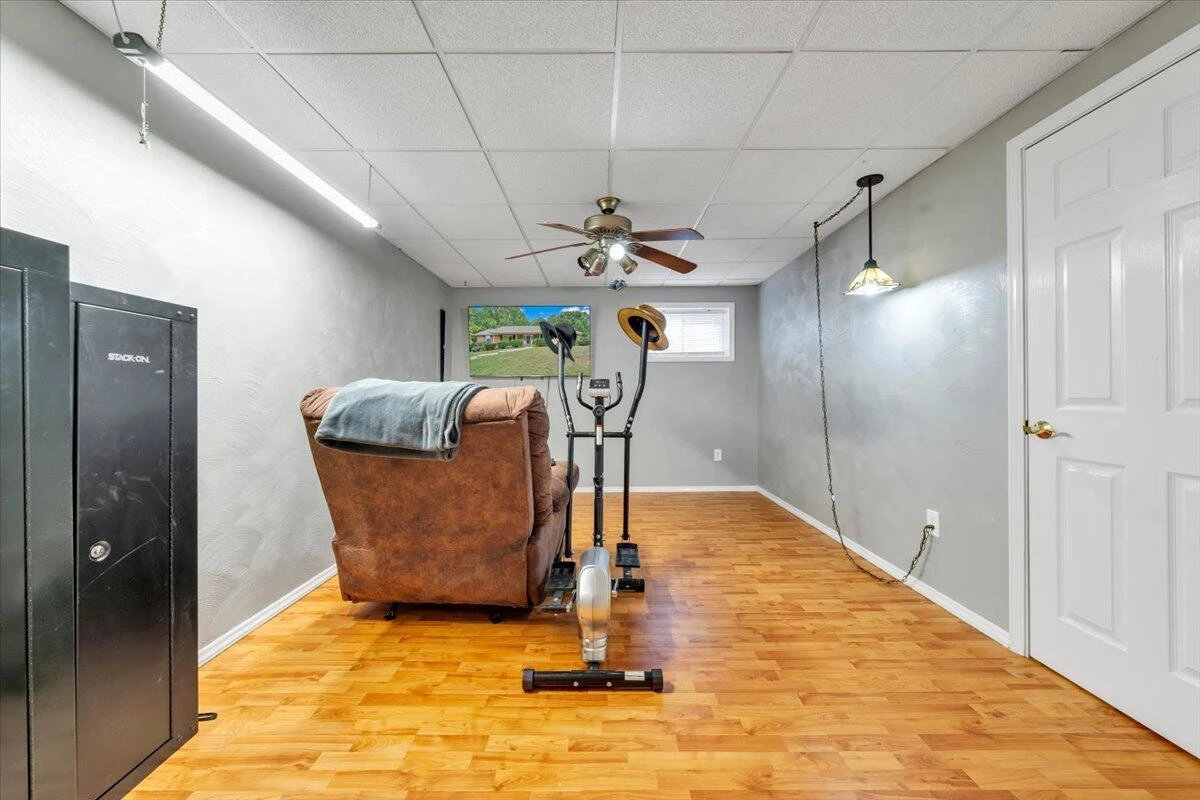 92 Pippin ST - Photo 38