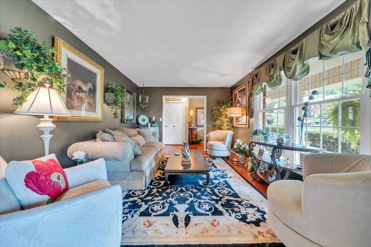 92 Pippin ST - Photo 9