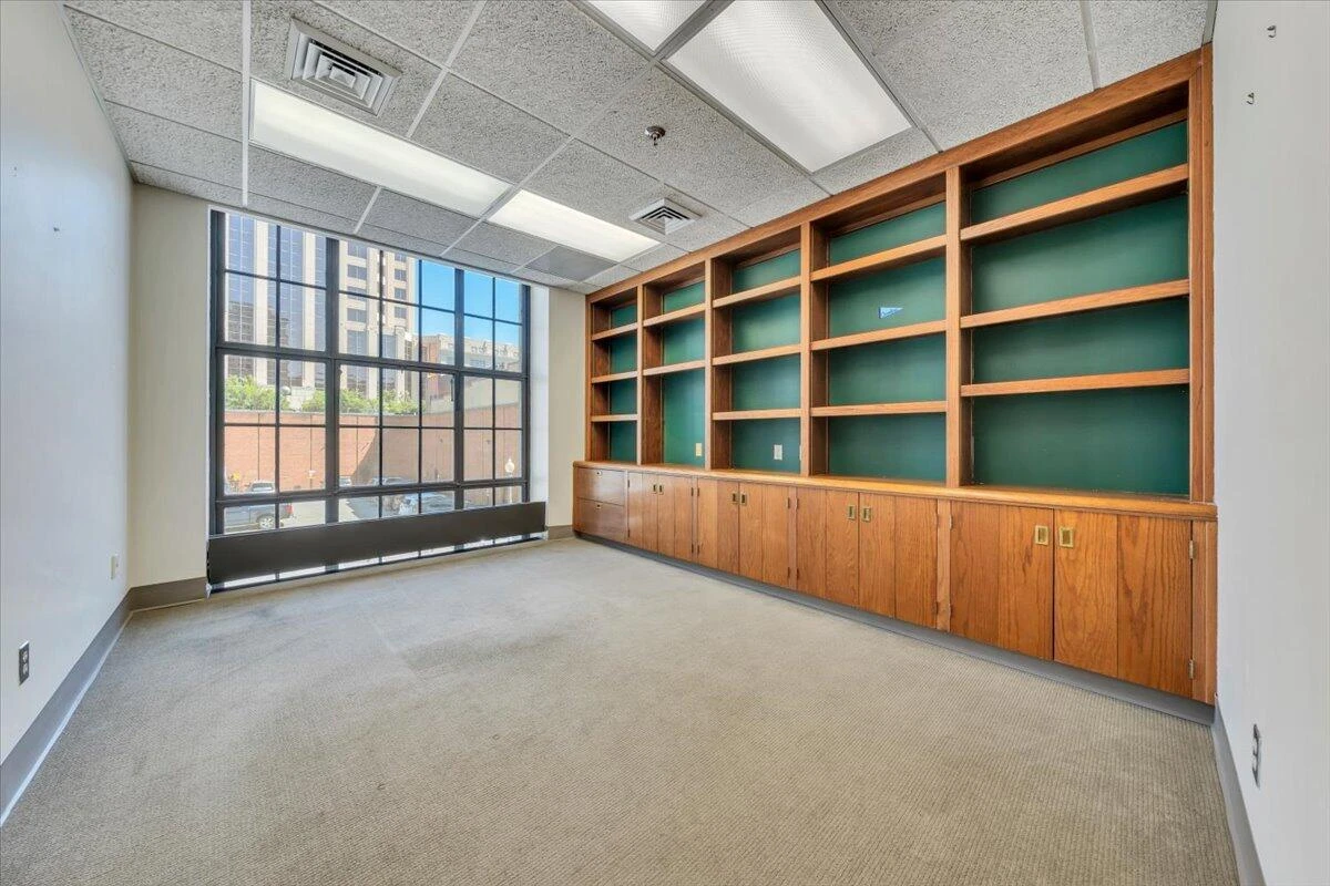 204 S Jefferson ST ## 2 - Photo 19