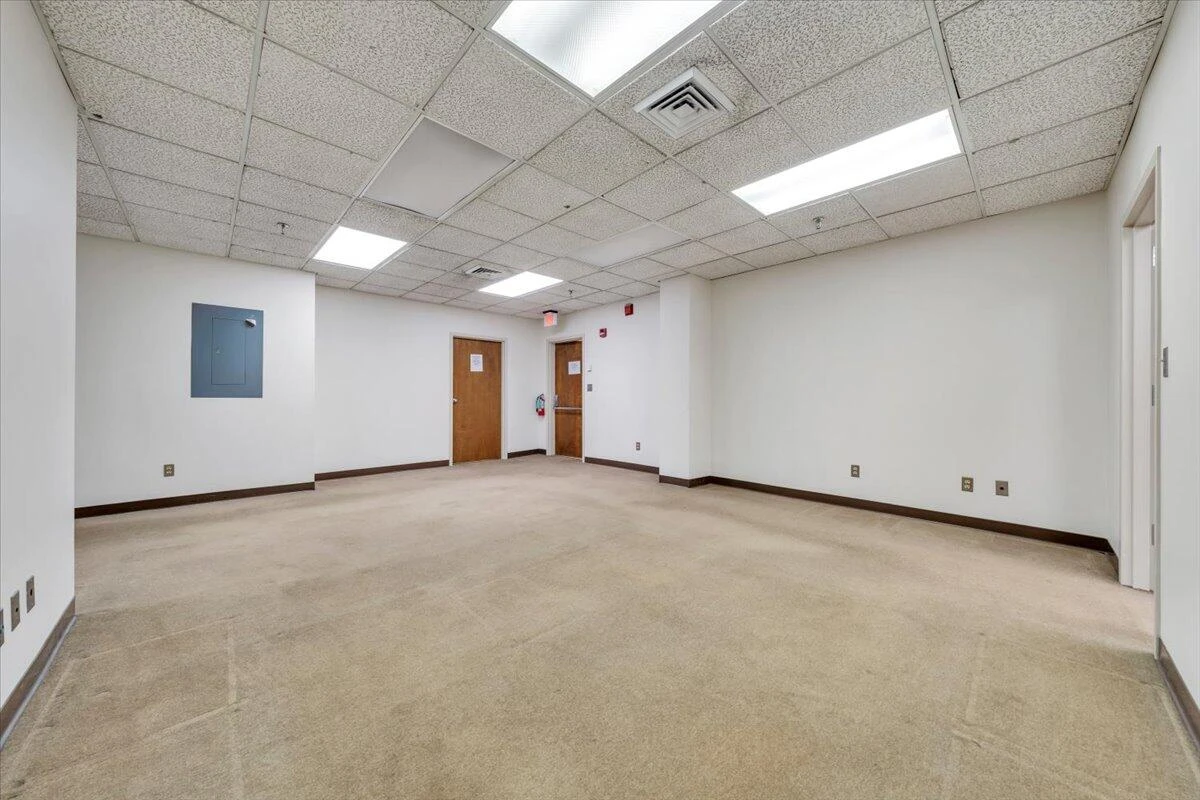 204 S Jefferson ST ## 2 - Photo 36