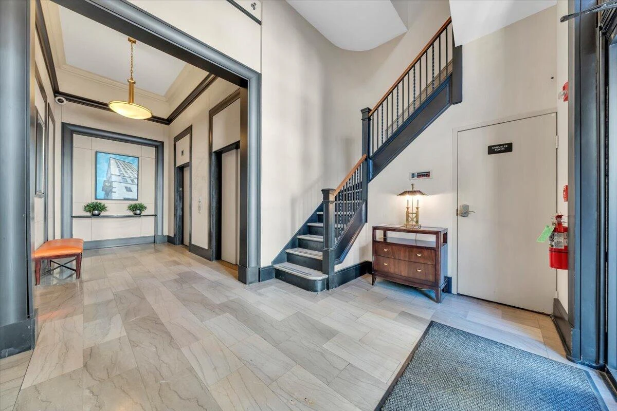 204 S Jefferson ST ## 2 - Photo 38
