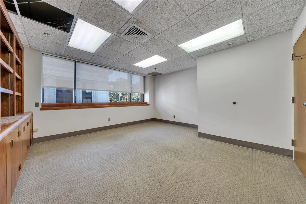 204 S Jefferson ST ## 2 - Photo 7
