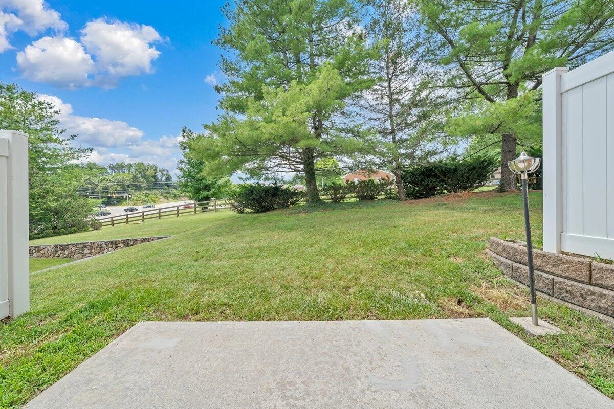 5014 Fairfax PL - Photo 16