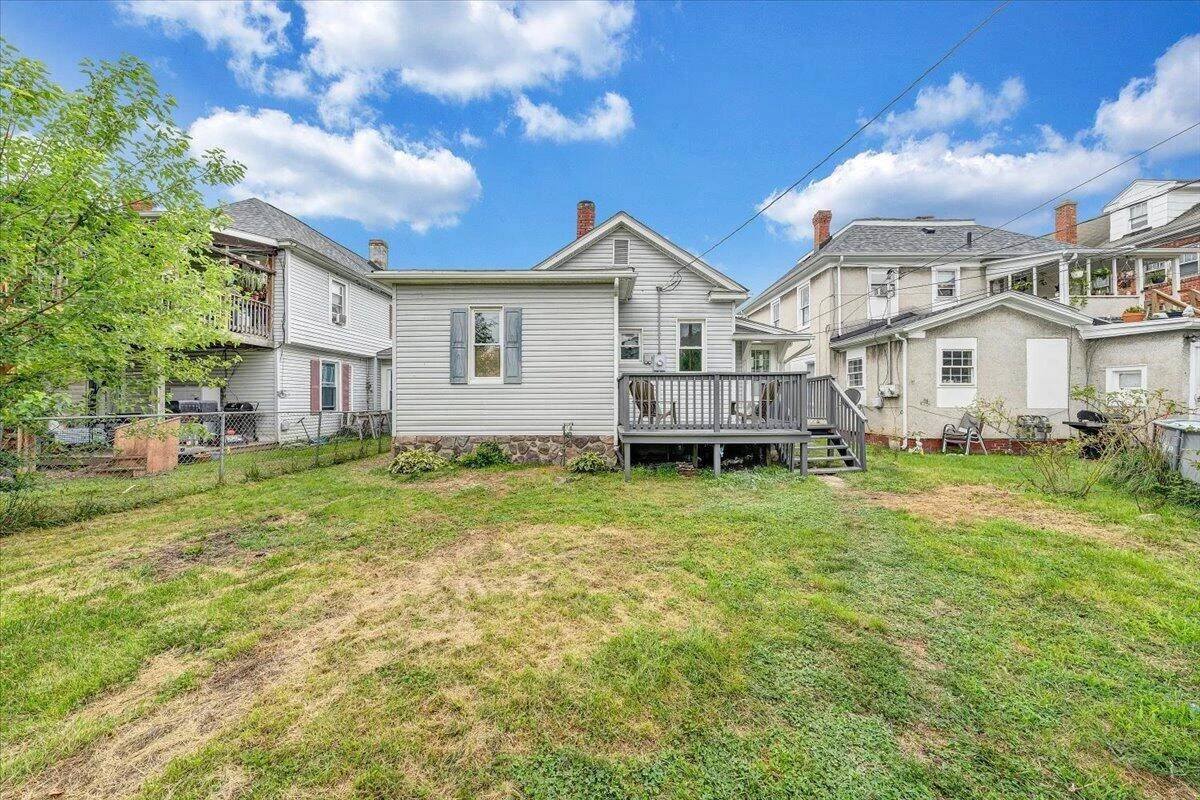 107 N Marion AVE - Photo 14