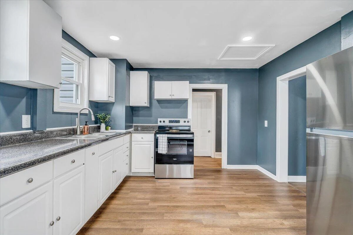 107 N Marion AVE - Photo 30