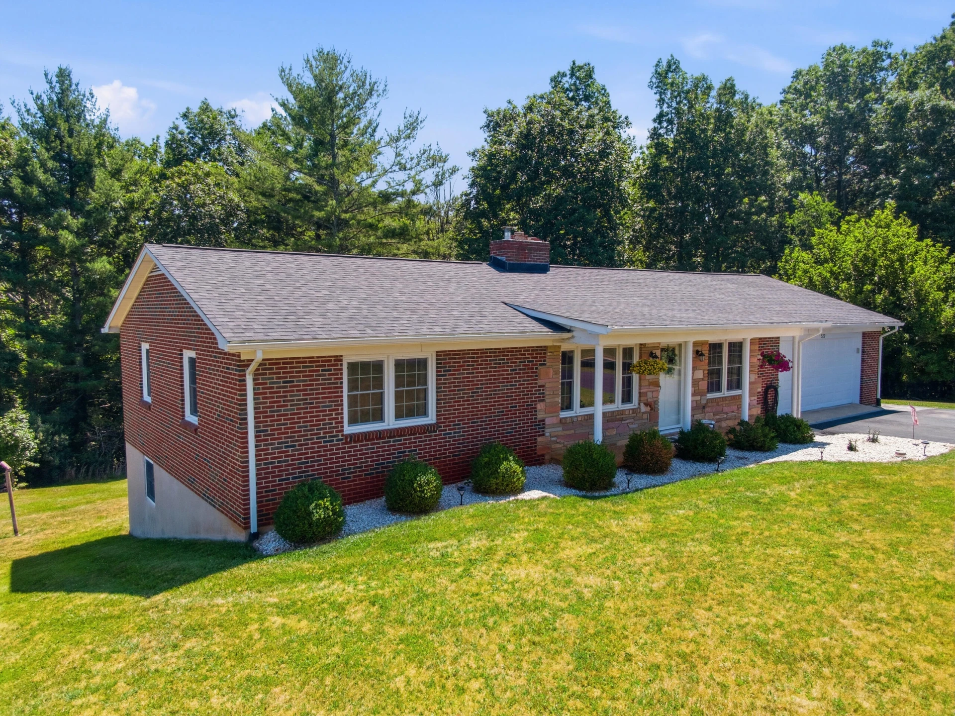 523 Christiansburg Pike NE - Photo 2
