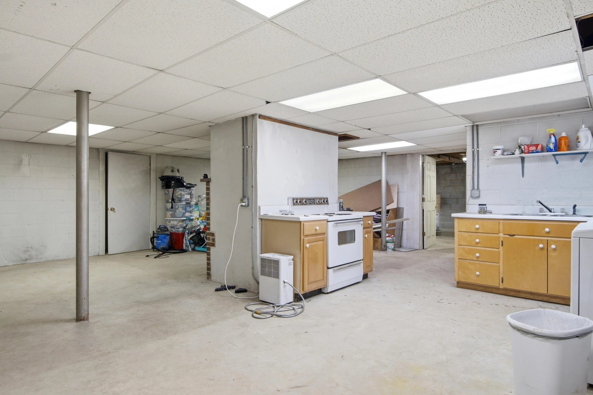 523 Christiansburg Pike NE - Photo 42