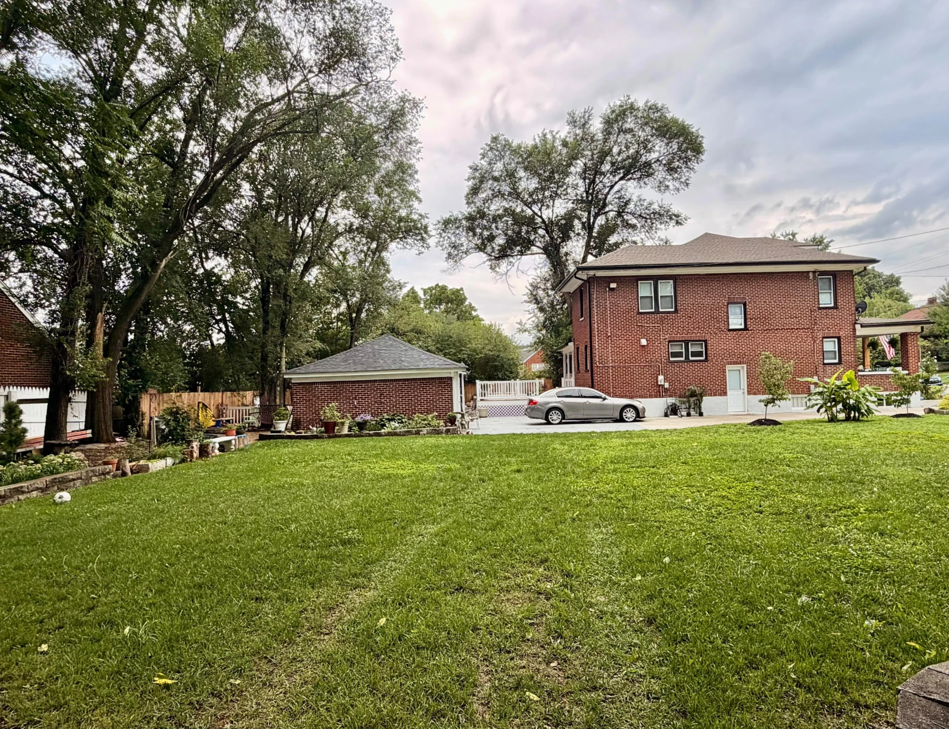 2711 Chatham ST NW - Photo 21