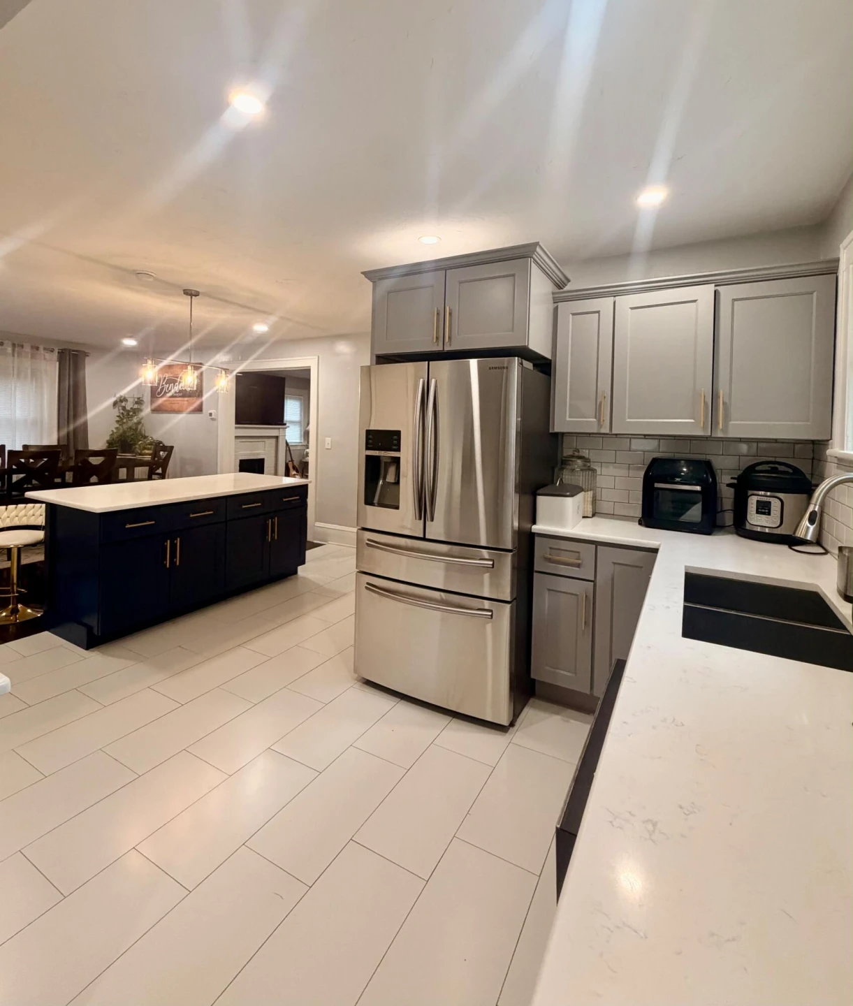 2711 Chatham ST NW - Photo 4