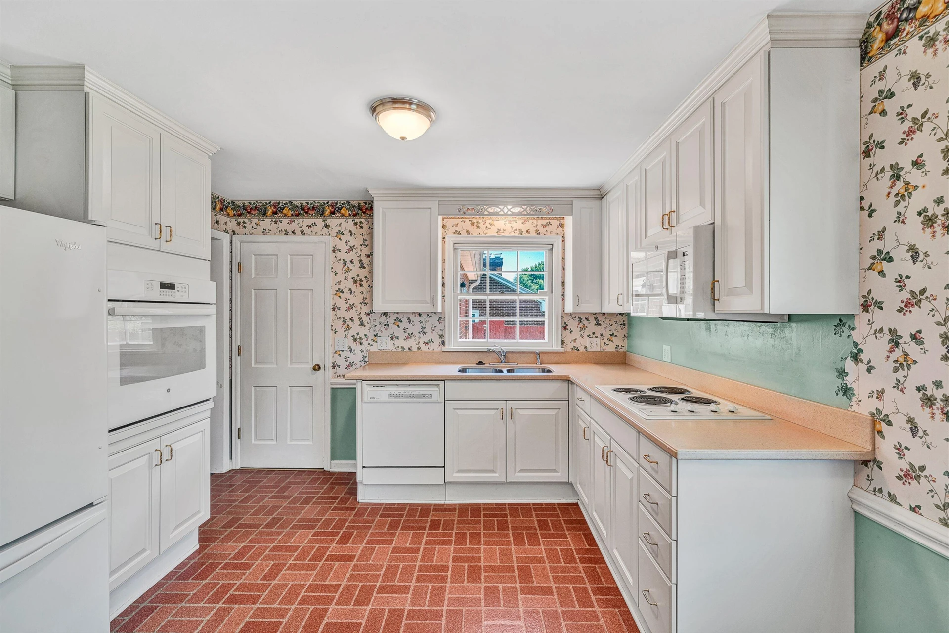 5240 Luwana DR - Photo 13