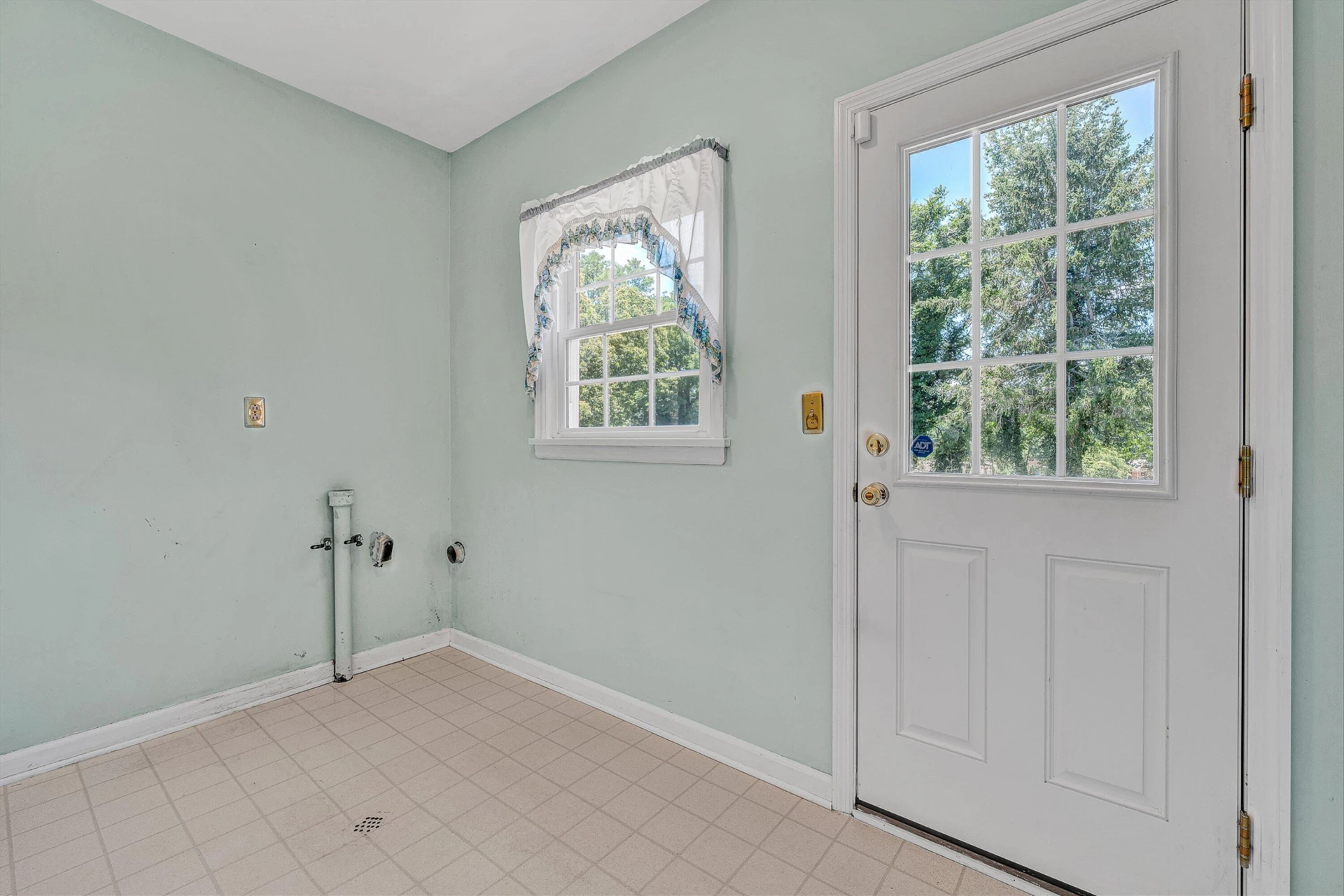 5240 Luwana DR - Photo 38