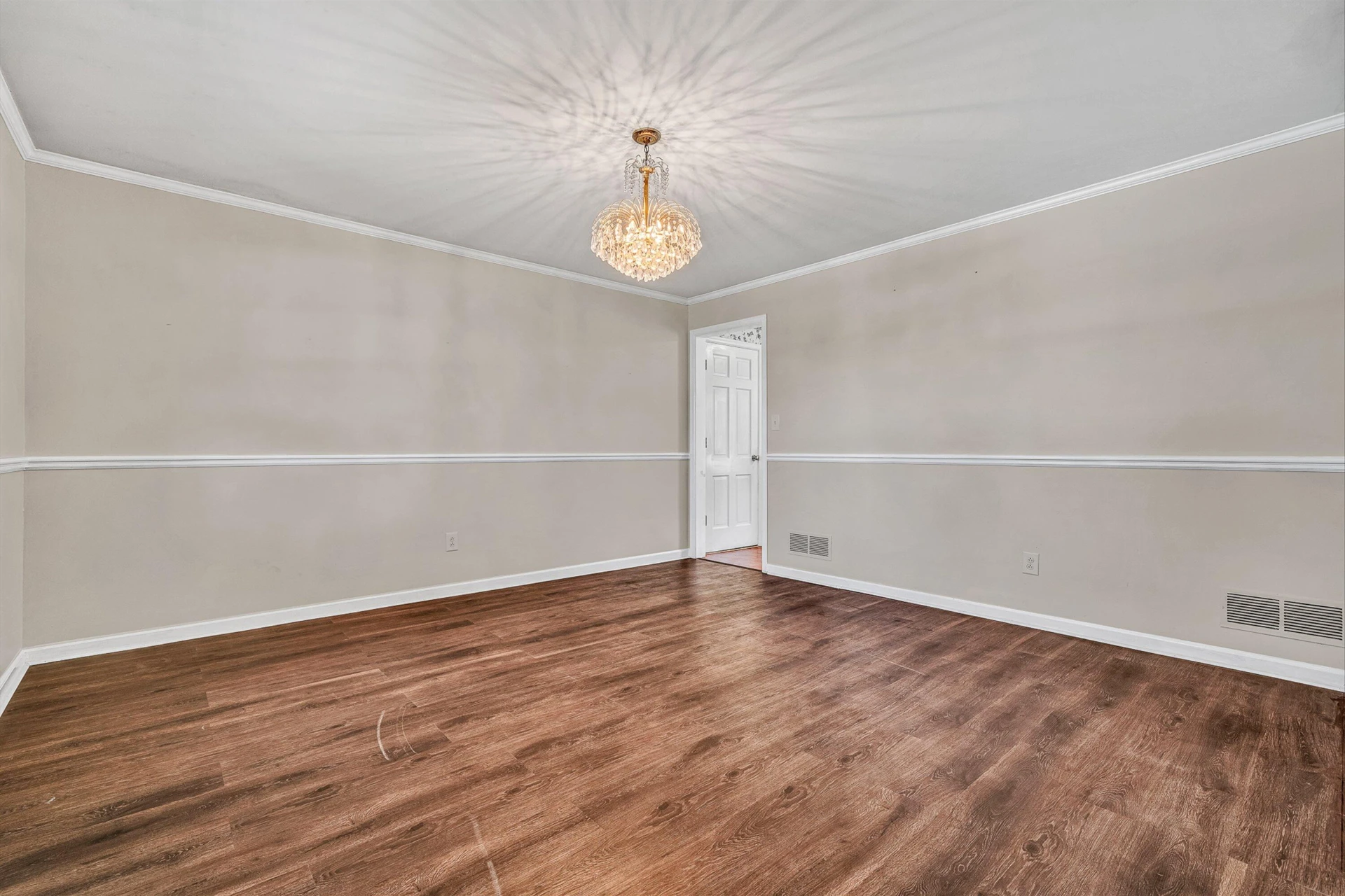 5240 Luwana DR - Photo 8